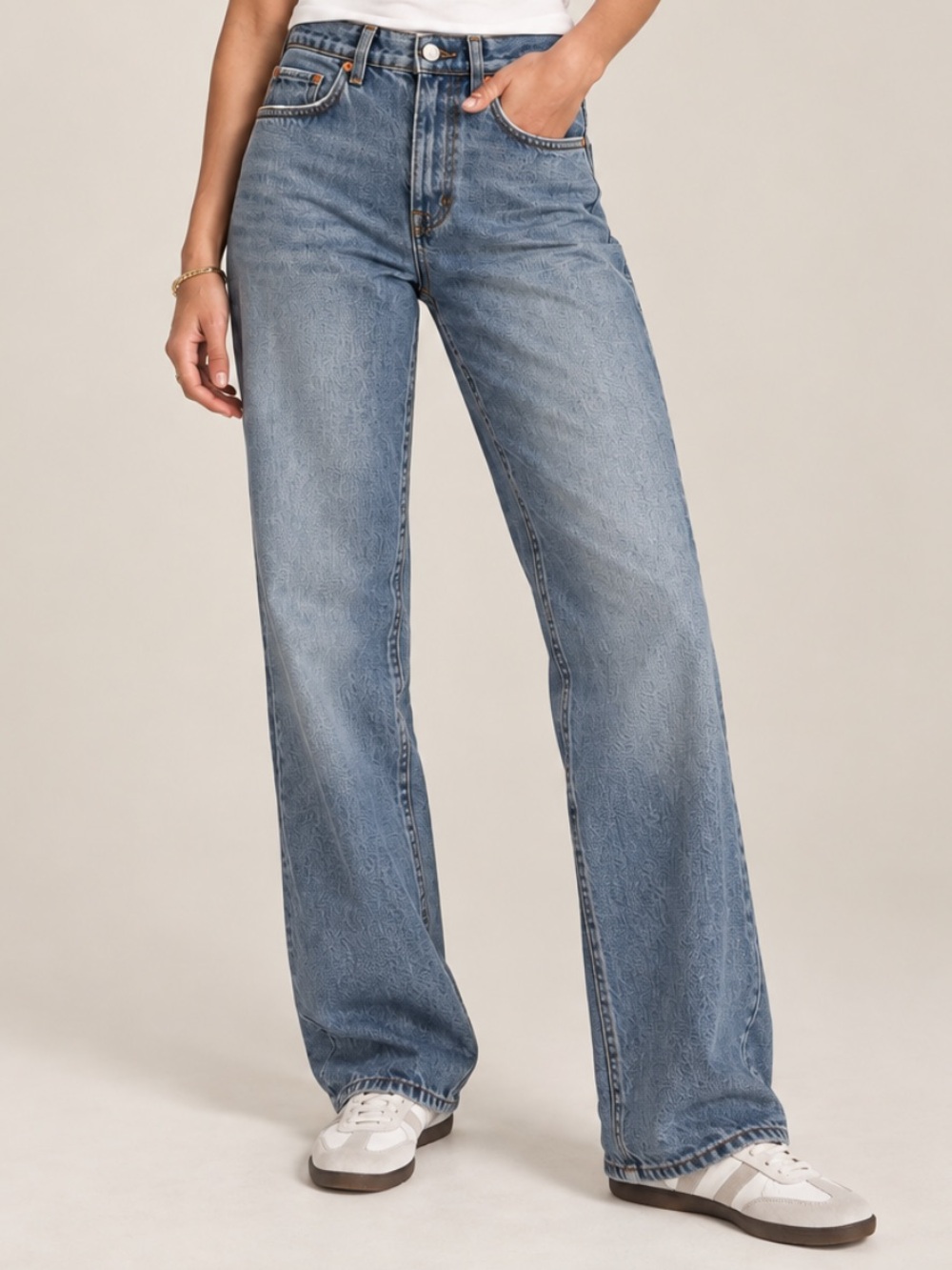 & Other Stories High Rise Relaxed Straight Leg Jeans Size 26 Medium Wash Cotton